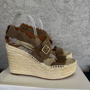 Chloe Lauren Scalloped Leather Wedge Platform Sandal Womens 41 Motty Gray NEW